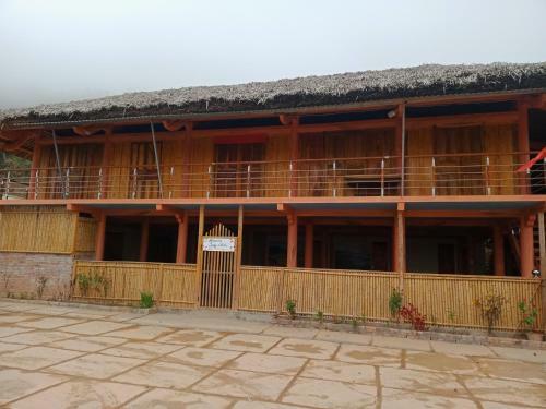 Long Chi?u Homestay