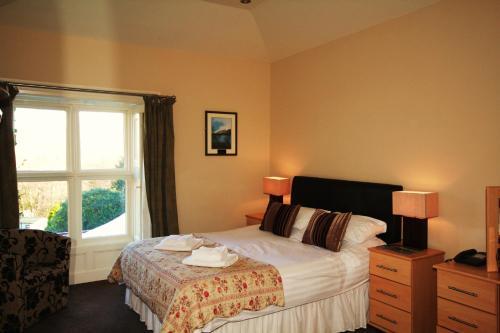 Aberdunant Hall Country Hotel