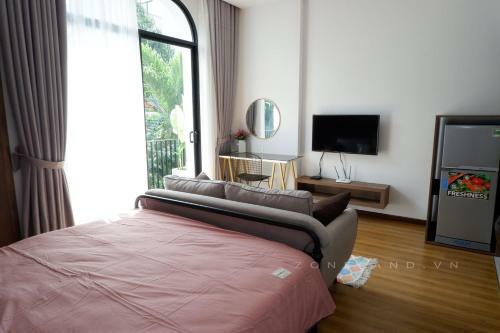 Ni House