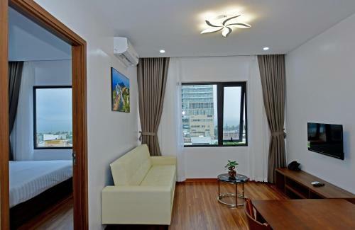 Long Garden Apartment