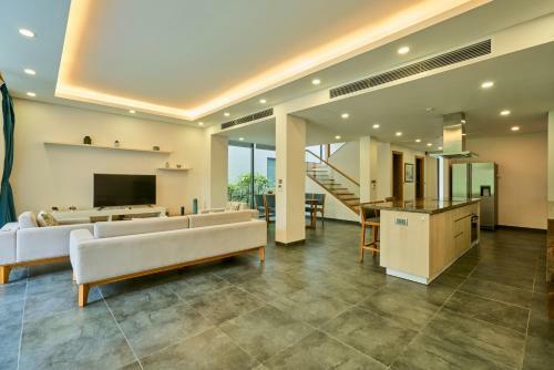 Stunning 3-bedroom Golf View Villa