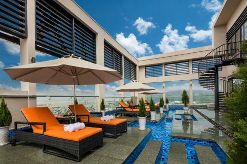 Nunn Luxury Apartment Da Nang Beach