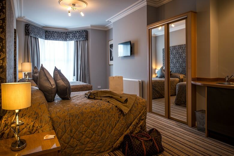 Hostal York House Hotel
