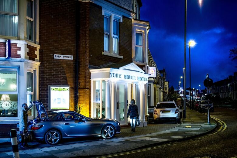 Hostal York House Hotel