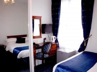 Ilfracombe House Hotel