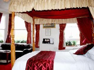 Ilfracombe House Hotel