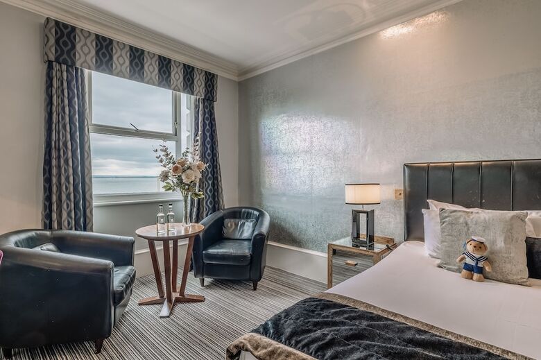 Westcliff Hotel
