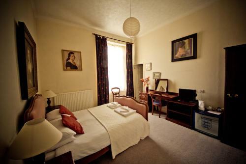 The White Hart Hotel