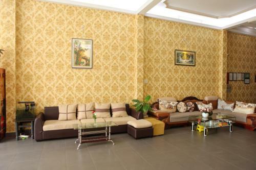 Quang Chien Hotel