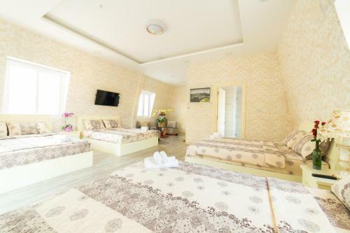 ?� L?t 33 Villa
