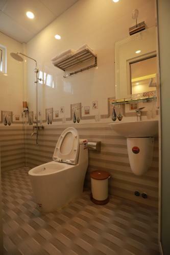 Ves - Pa Luxury Hotel