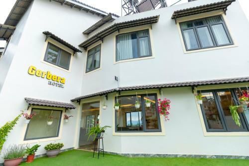 Gerbera Villa Hotel Da Lat