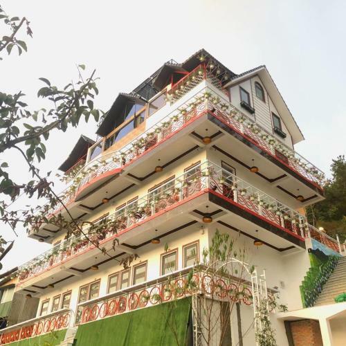 Bed & Breakfast Csltdl & Coffee S�n V??n V??ng B?o Long ?� L?t