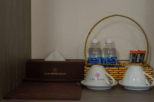 Kh�ch S?n Lilac Hotel ?� L?t