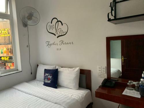Hotel Ruby Rose House