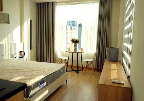 Lyn House - Service Apartment Hoang Quoc Viet