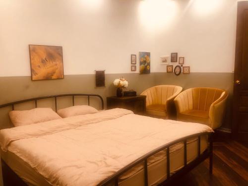 Hotel Aura Home 7