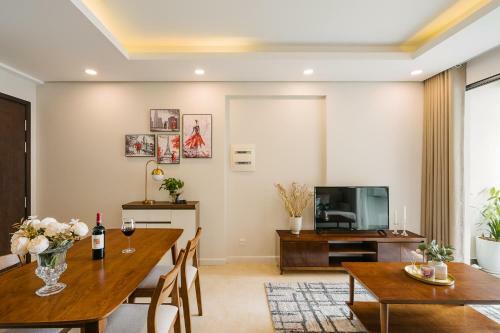 Apartamento Vinhomes Dcapitale Romantic Lakeview 2brs