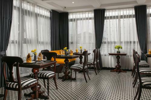 Romantique Hotel De Hanoi