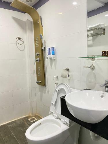 Spot On 1150 New Sun Hotel