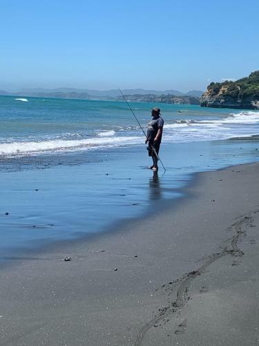 Urenui Beach Bach
