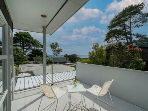 Perfect Beach Lover Holiday - Whangapoua Holiday Home
