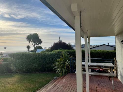 Pipi Point Beach House