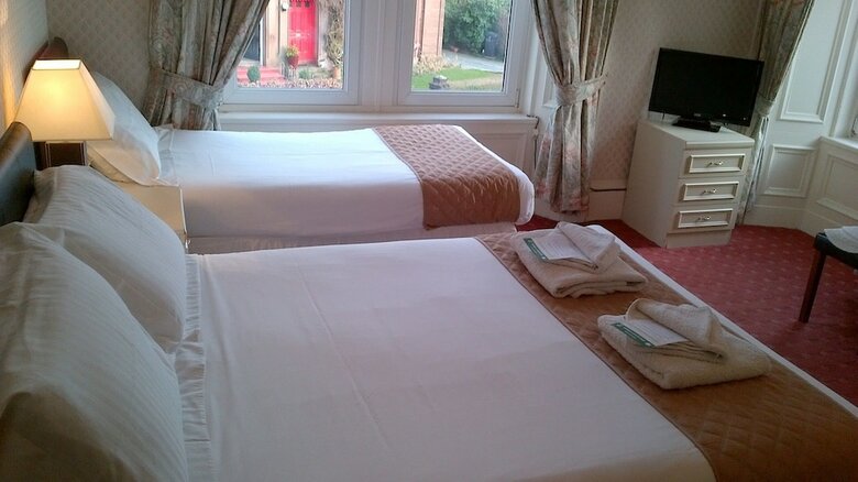 Bed & Breakfast Glencairn Villa