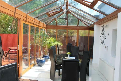 Hostal Skylark Guest House