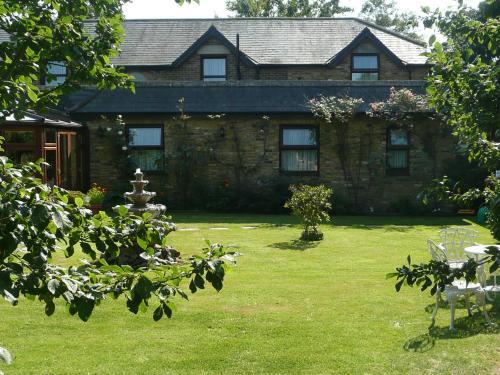 Hostal Cottage Guest House