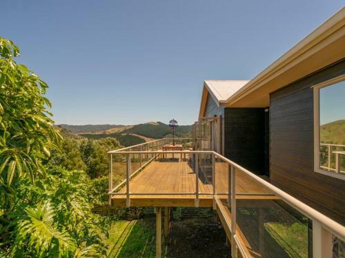 Hosts On The Coast Rural And Sea Vista