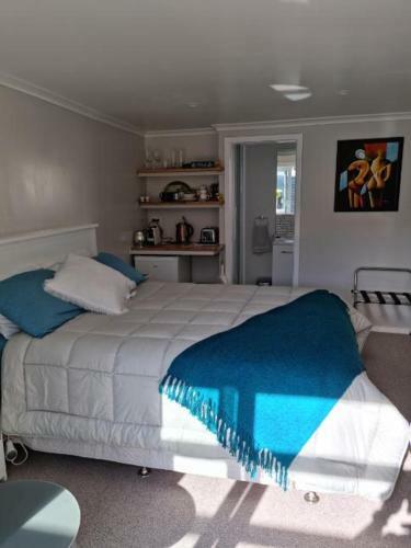 Bed & Breakfast Bnb On Carvell