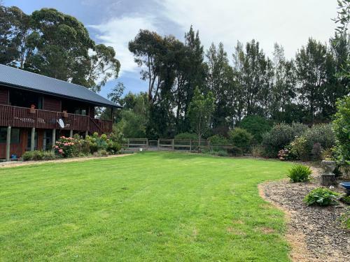Private Beachside Oasis. Bring The Horse!
