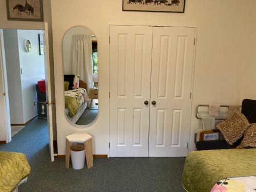 Close, Convenient & Comfortable