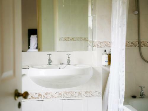 The Izaak Walton Hotel
