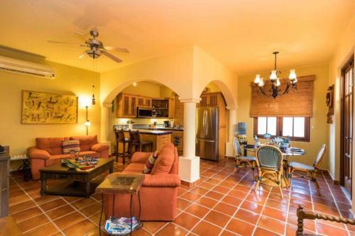 La Villa Vista By Casago