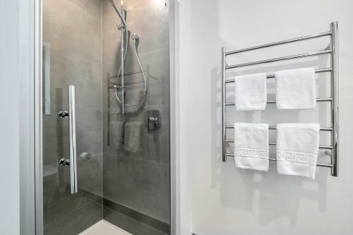 Bright, Modern, Plush - Brand New Townhouse