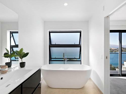 St Matthews Views Cecil