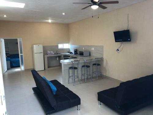 Apartamento Departamentos #3 Leon Coeci Centrico En Actividades