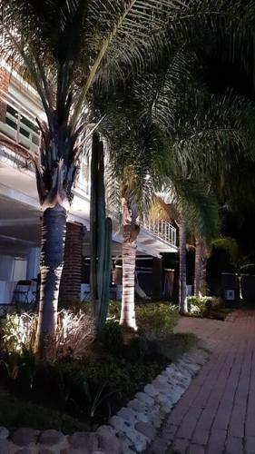 Casa Con Alberca, Temazcal, Vapor Y Amplio Jard�n