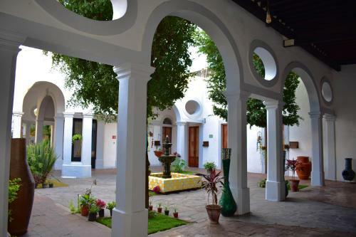 Hotel Tlaquepaque Pueblito