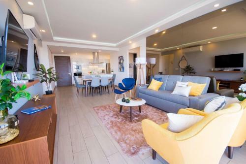 Real View Towers E202 By Casago