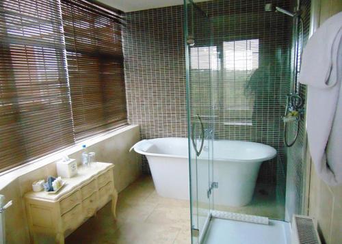 Nuthurst Grange Country House Hotel & Restaurant
