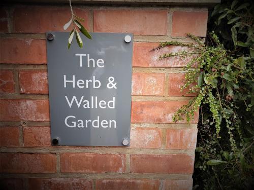 Nuthurst Grange Country House Hotel & Restaurant