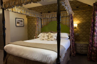 Hostal Queens Head Inn & Restaurant