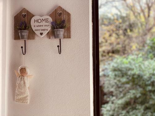 Tekatuka?s Sweet Apartment ?life ?happiness