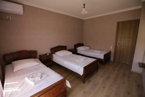 Bed & Breakfast Guesthouse "hillside"