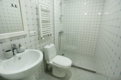 Apartment 23