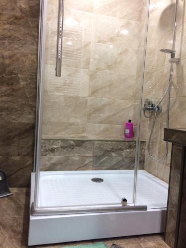Vip Apartment At Gamrekeli Str 1