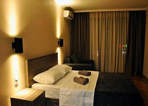Luxury 4-bedroom Apartment In The Center